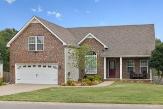 1179 Viewmont Dr, Clarksville, TN 37040