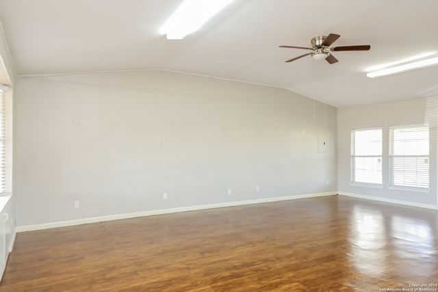 6127 Bright Valley Dr, San Antonio, TX 78242