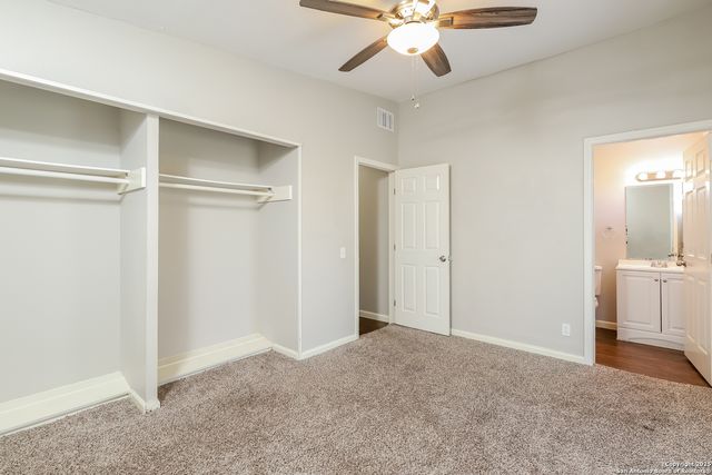 6127 Bright Valley Dr, San Antonio, TX 78242