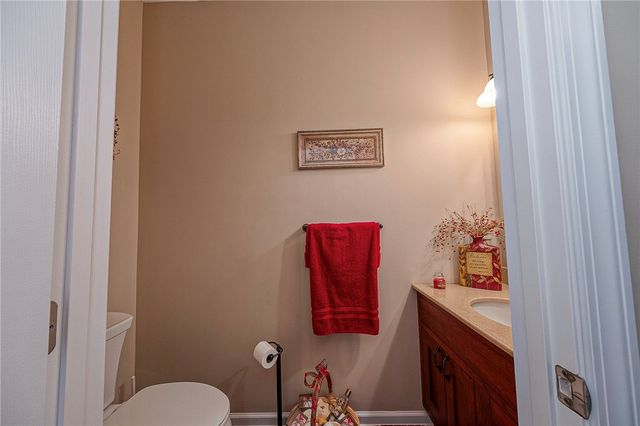 96 Vance Dr, Cross Creek Twp, PA 15021