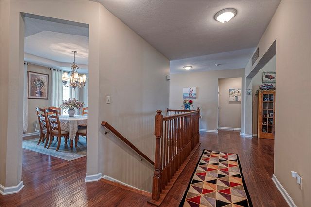 96 Vance Dr, Cross Creek Twp, PA 15021