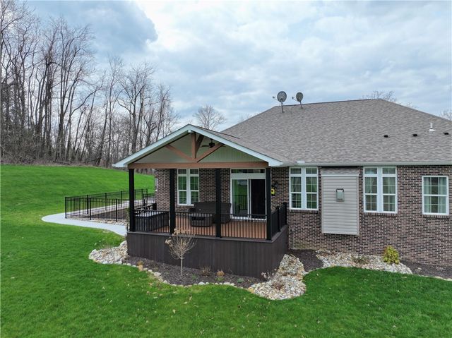 96 Vance Dr, Cross Creek Twp, PA 15021