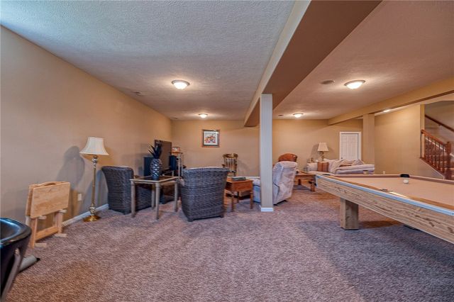 96 Vance Dr, Cross Creek Twp, PA 15021