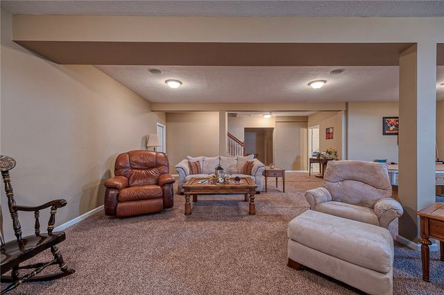 96 Vance Dr, Cross Creek Twp, PA 15021