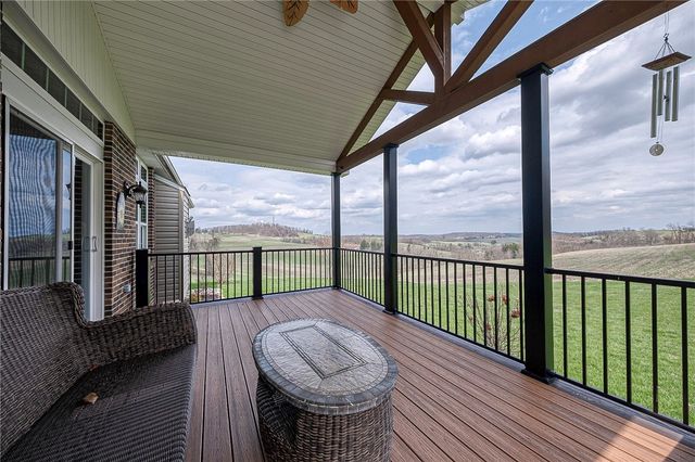 96 Vance Dr, Cross Creek Twp, PA 15021