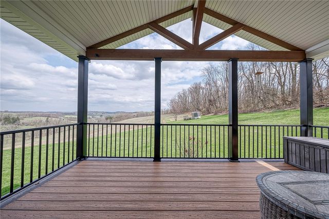 96 Vance Dr, Cross Creek Twp, PA 15021