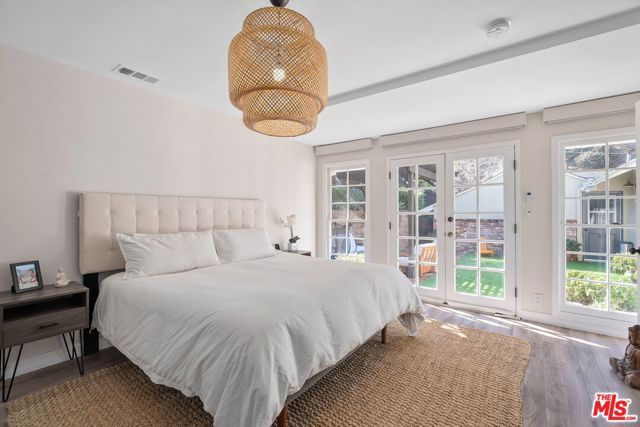 3734 Loadstone Drive, Sherman Oaks, CA 91403