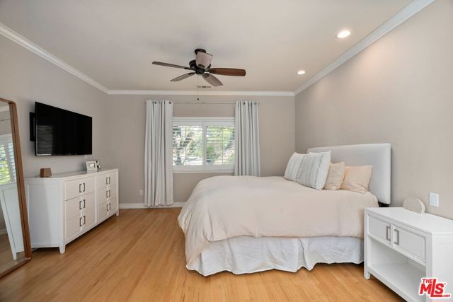 3734 Loadstone Drive, Sherman Oaks, CA 91403