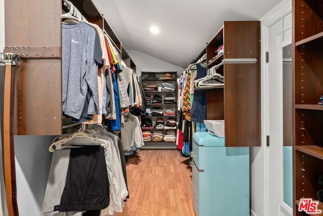 3734 Loadstone Drive, Sherman Oaks, CA 91403