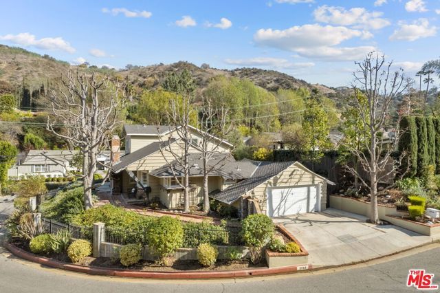 3734 Loadstone Drive, Sherman Oaks, CA 91403