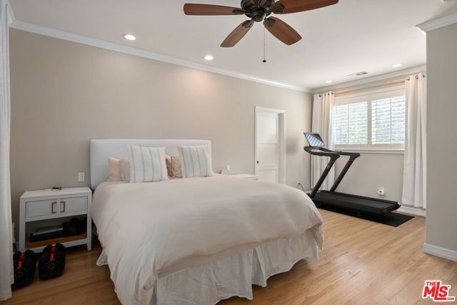 3734 Loadstone Drive, Sherman Oaks, CA 91403