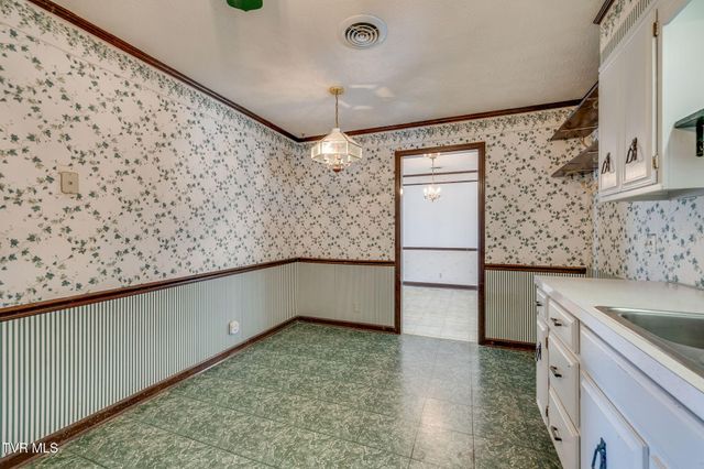 710 Foothills Road, Kingsport, TN 37663