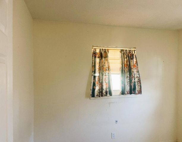 513 NW 9th Avenue, Boynton Beach, FL 33435