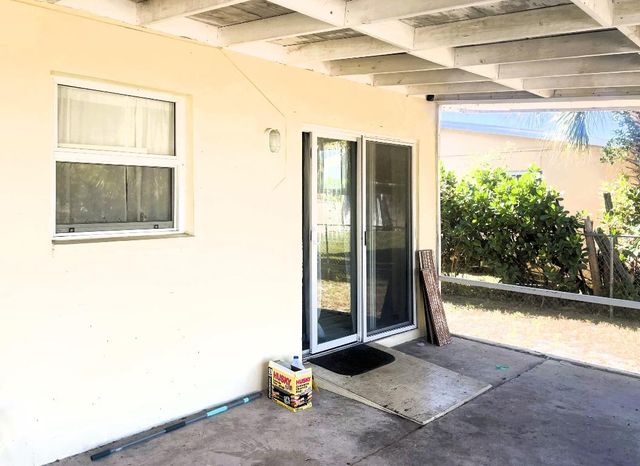 513 NW 9th Avenue, Boynton Beach, FL 33435