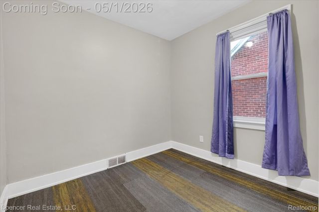 6881 Brace Street, Detroit, MI 48228