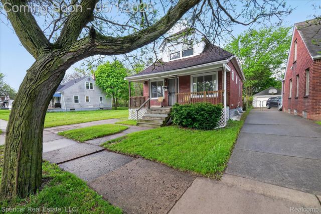 6881 Brace Street, Detroit, MI 48228