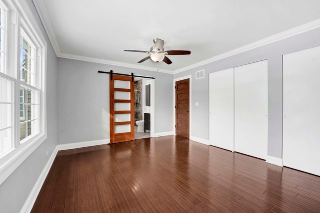 332 S River Road, Naperville, IL 60540