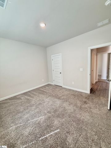 104 Madera Court, Spartanburg, SC 29302