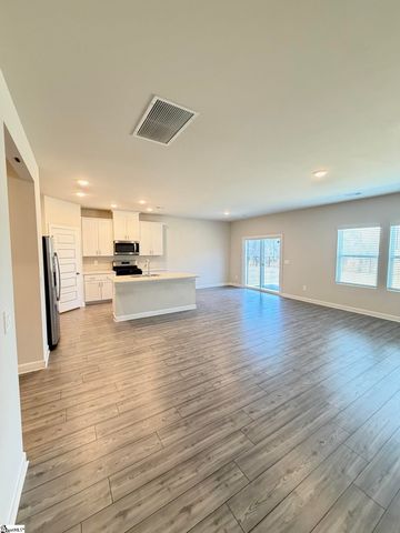 104 Madera Court, Spartanburg, SC 29302