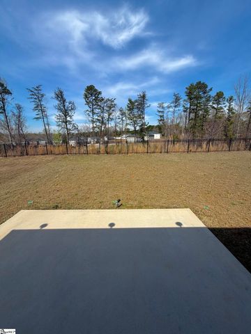 104 Madera Court, Spartanburg, SC 29302