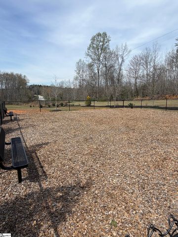 104 Madera Court, Spartanburg, SC 29302