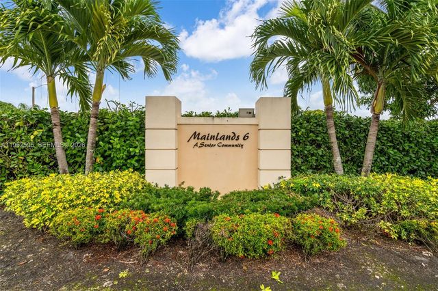 4925 NW 51st Ter, Tamarac, FL 33319