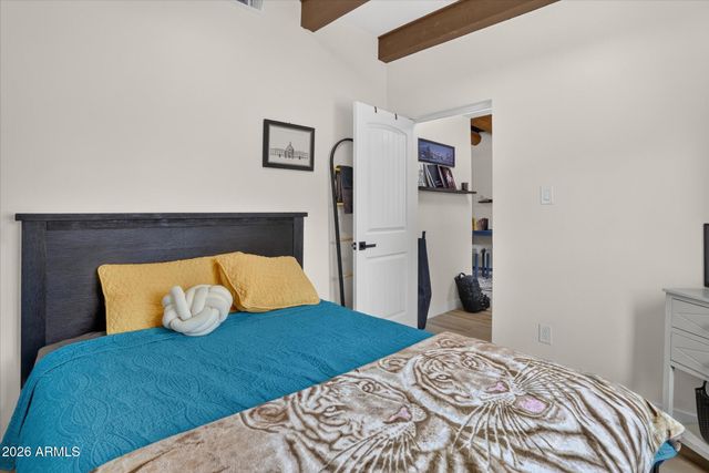 2334 W AUGUSTA Avenue, Phoenix, AZ 85021