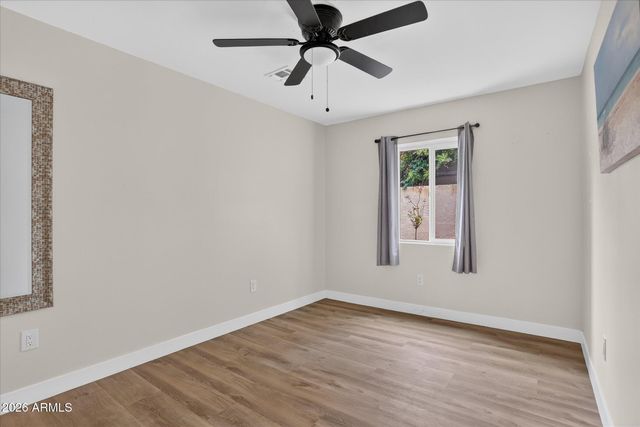 2334 W AUGUSTA Avenue, Phoenix, AZ 85021