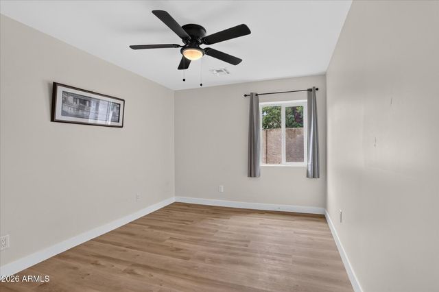 2334 W AUGUSTA Avenue, Phoenix, AZ 85021