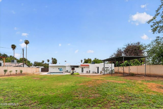 2334 W AUGUSTA Avenue, Phoenix, AZ 85021