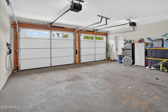 2334 W AUGUSTA Avenue, Phoenix, AZ 85021