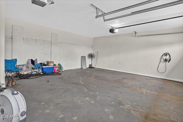 2334 W AUGUSTA Avenue, Phoenix, AZ 85021