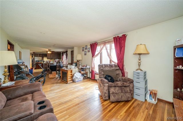 9 Binner Road, Cheektowaga, NY 14225
