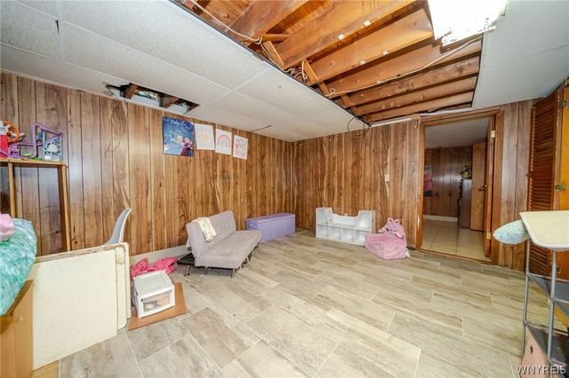 9 Binner Road, Cheektowaga, NY 14225