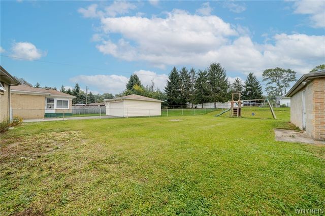 9 Binner Road, Cheektowaga, NY 14225