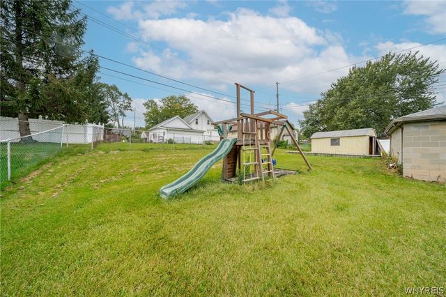 9 Binner Road, Cheektowaga, NY 14225