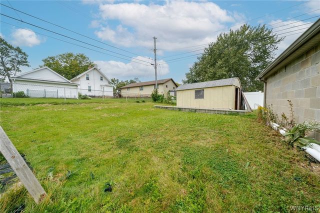 9 Binner Road, Cheektowaga, NY 14225
