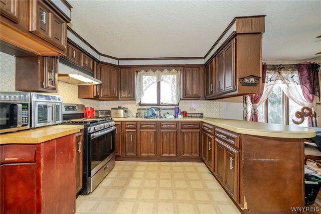 9 Binner Road, Cheektowaga, NY 14225