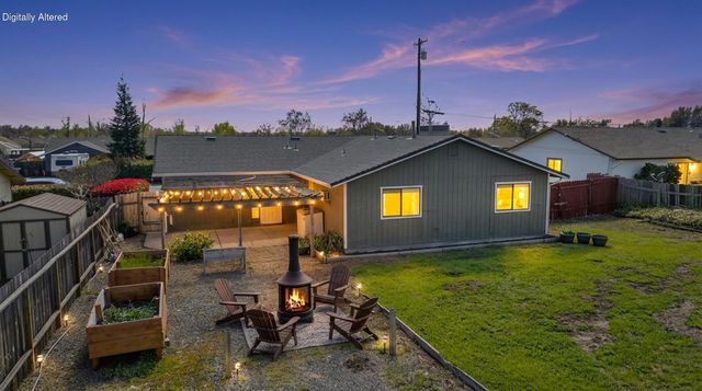 3800 Rhonda Road, Cottonwood, CA 96022