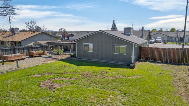 3800 Rhonda Road, Cottonwood, CA 96022