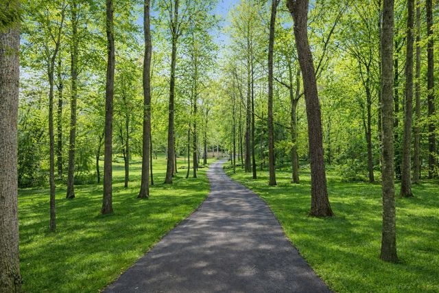 225 Lake Hills Rd NA, Tullahoma, TN 37388