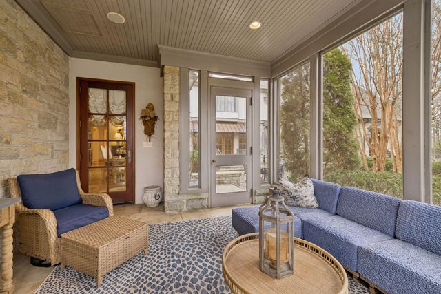 225 Lake Hills Rd, Tullahoma, TN 37388