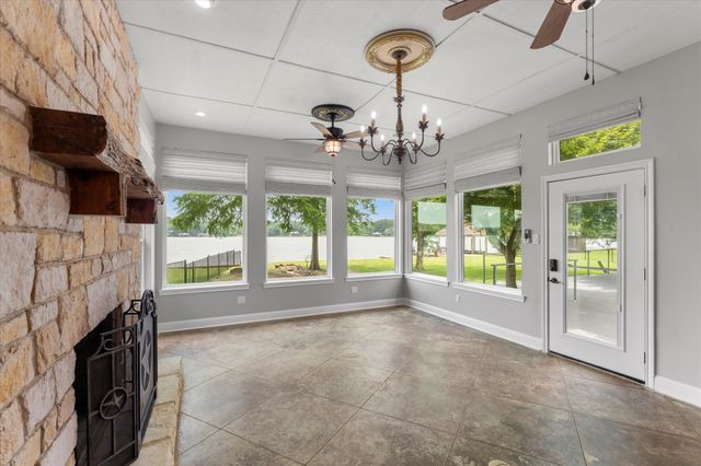 89 Eagle Cove, Mount Vernon, TX 75457