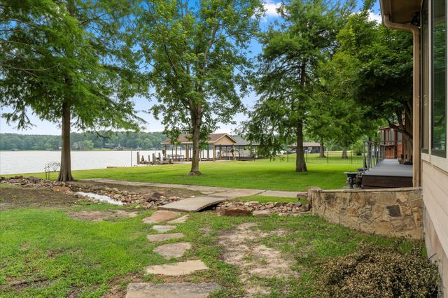 89 Eagle Cove, Mount Vernon, TX 75457