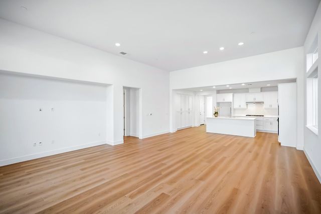 127 Bodega Dr, Lodi, CA 95240