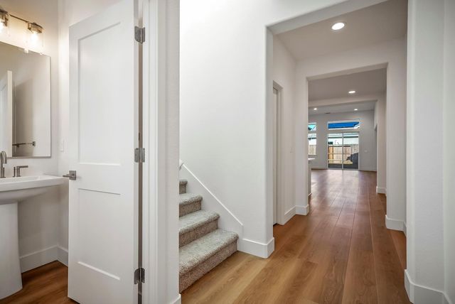 127 Bodega Dr, Lodi, CA 95240