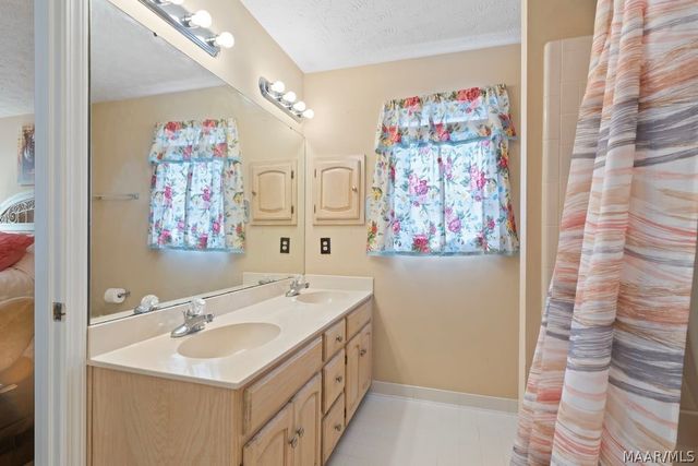 7233 Brampton Lane, Montgomery, AL 36117