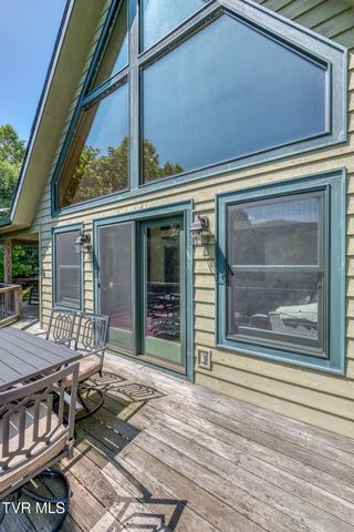 410 Eagle Ridge Road, Roan Mountain, TN 37687