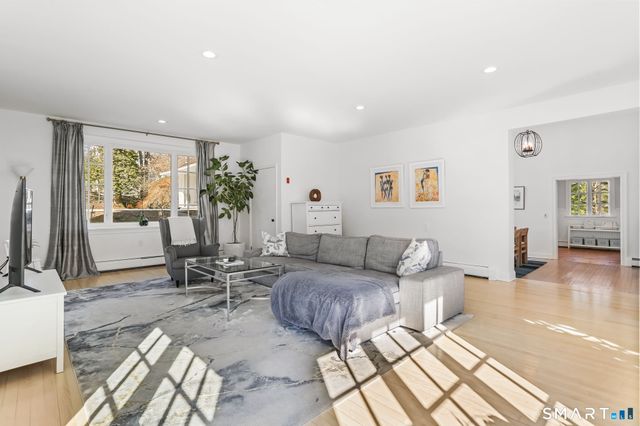 7 Raiders Lane, Darien, CT 06820