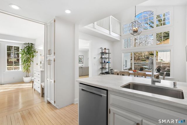 7 Raiders Lane, Darien, CT 06820